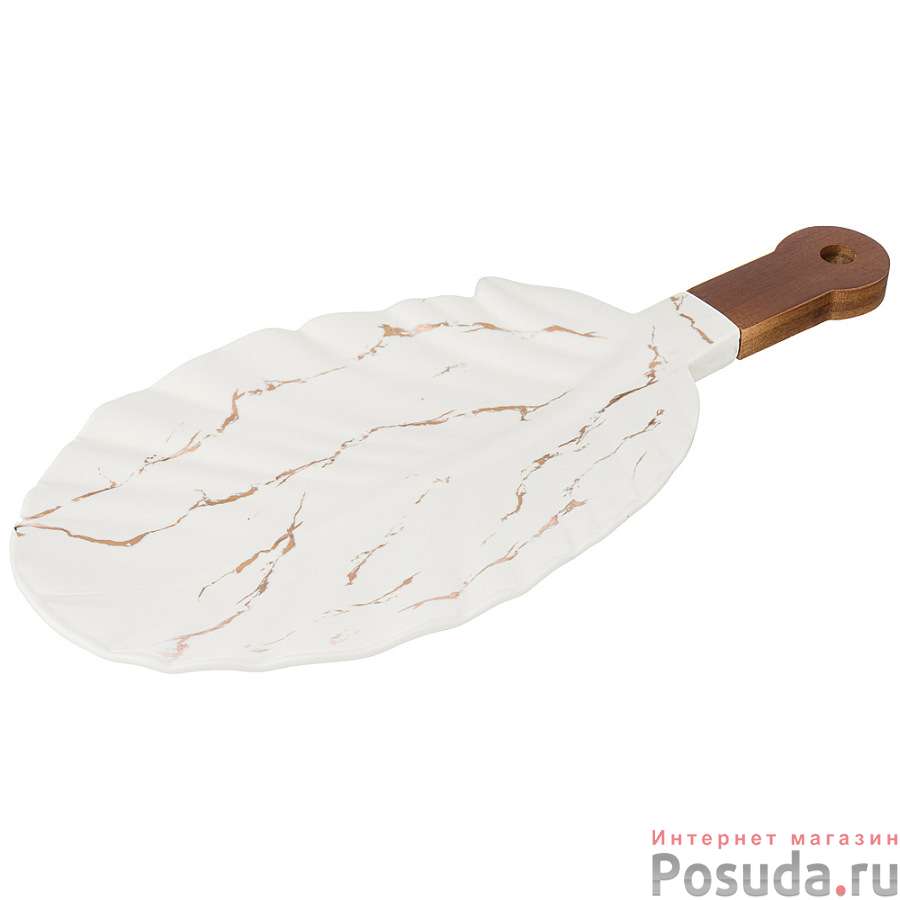 Блюдо для сервировки с деревянной ручкой коллекция Золотой мрамор цвет: white 39,5*17,8*2,5 см