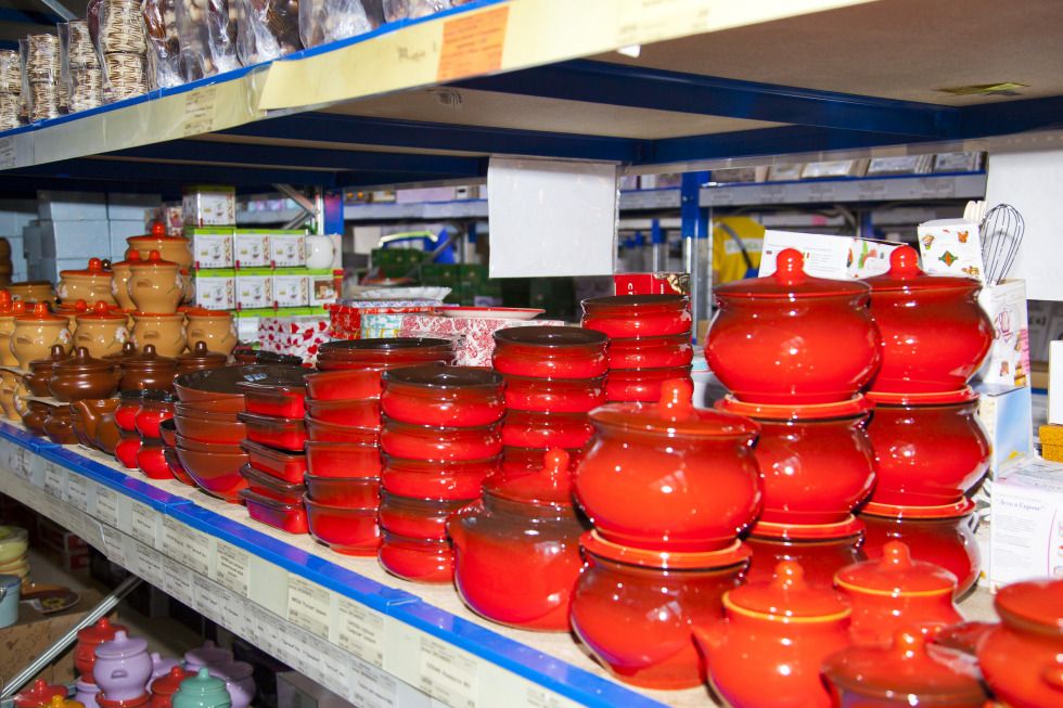 столовый набор посуды. магазин посуда центр в москве. дзиньдедженьский фарфор посуда. бибихауз посуда в москве на нижегородской. императорский фарфор на ленинском проспекте 43.