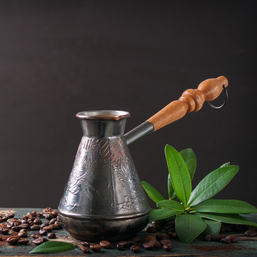 Как варить кофе в турке: выбор сорта, помола и технологии	