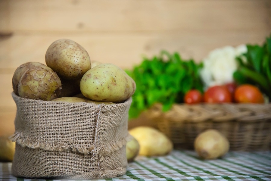 Что нужно знать для хранения картошки в квартире: оптимальные условия