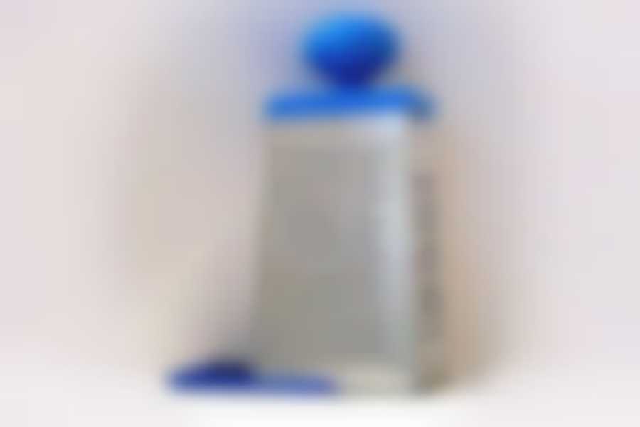 Терка Универсальная с пластмассовой круглой ручкой с дном