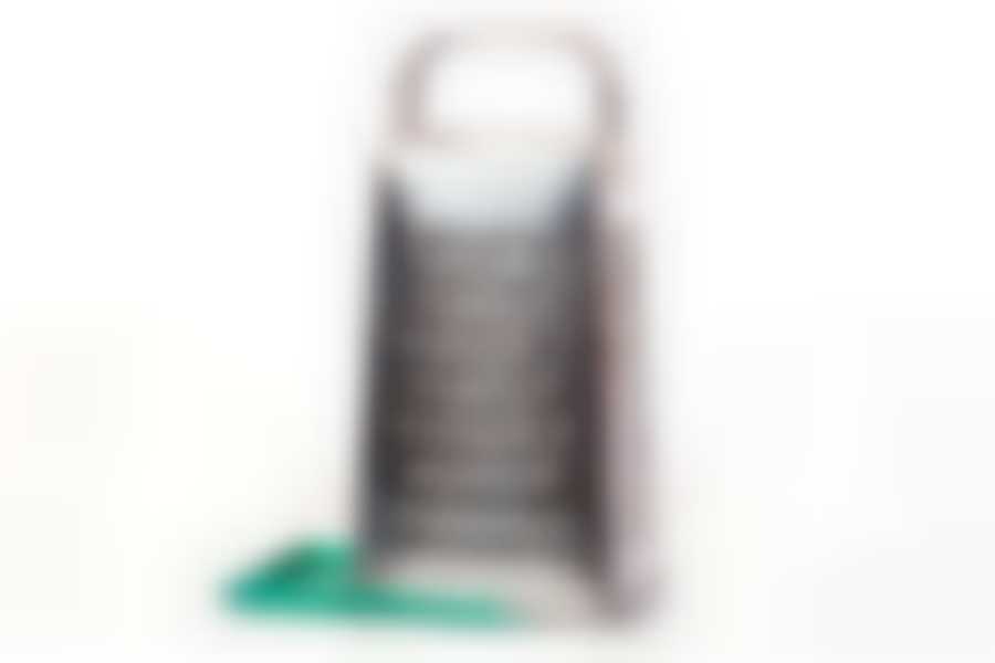 Терка Универсальная с металлической ручкой с дном