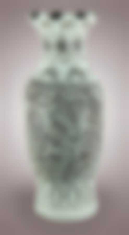 Ваза напольная ЕЛЕНА большая резная