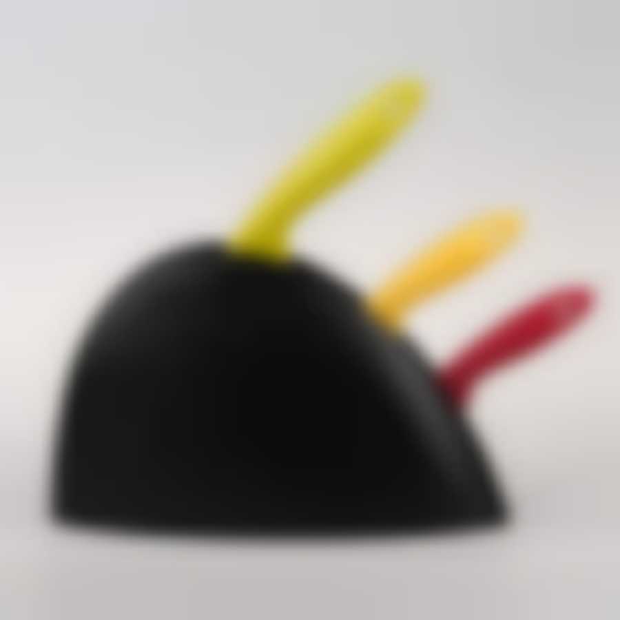 Набор из 3 ножей с разноцветными ручками на подставке