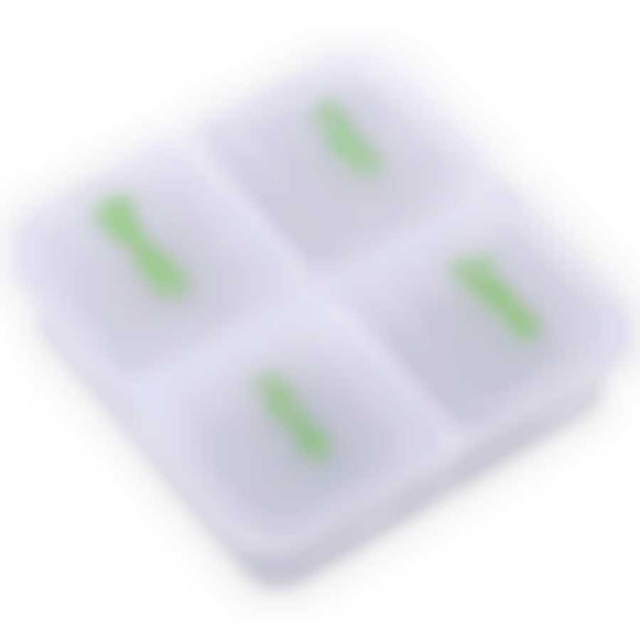 Таблетница. 4 секции. Размер 6х6х1,5 см. NEW