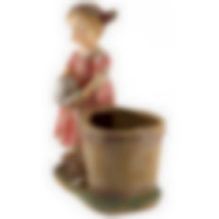 Кашпо "Девочка с лейкой"  Н-44см