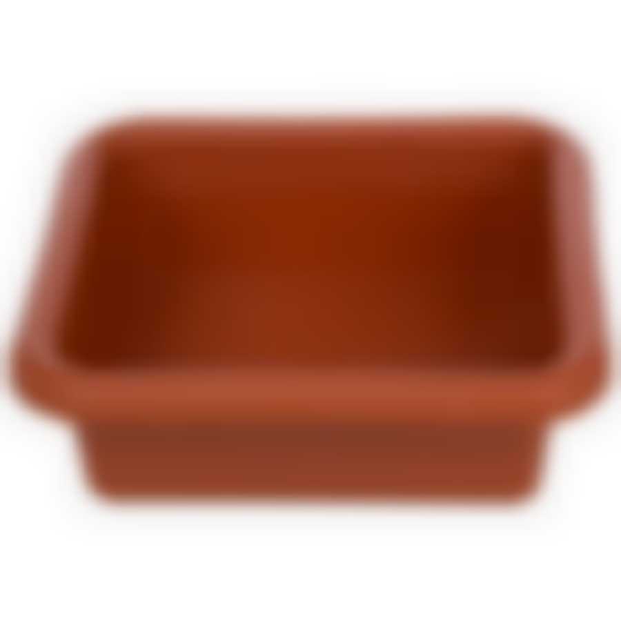 Ящик универсальный 3,0л (235*235*70мм) АП 114