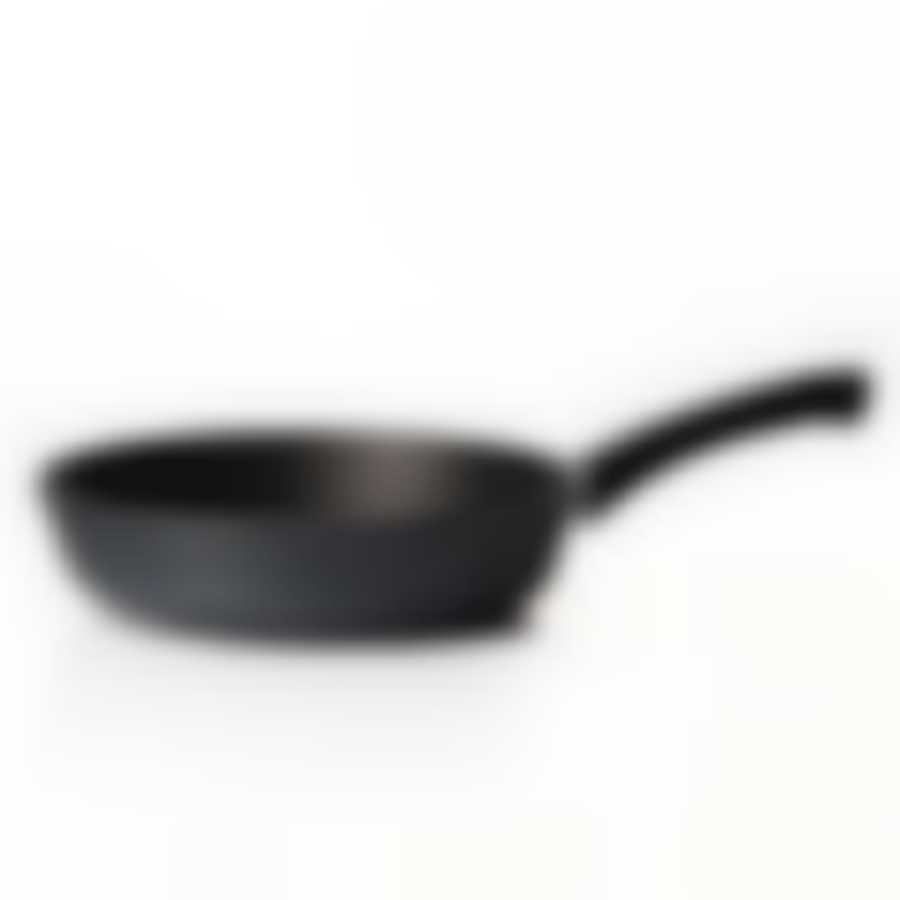 Сковорода 24 см ПР литая