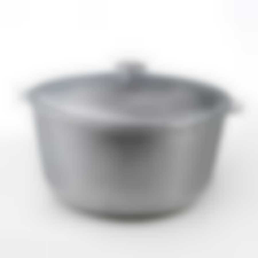 Казан с крышкой, объем 8 л