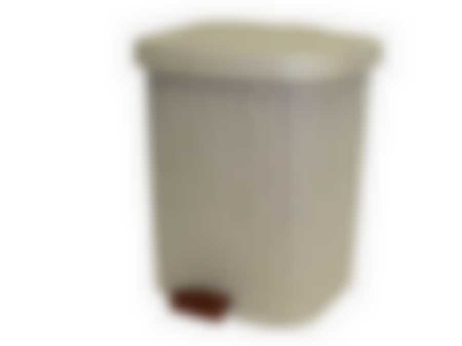 Контейнер педальный для мусора Артлайн 12 л (цвет в ассортименте)