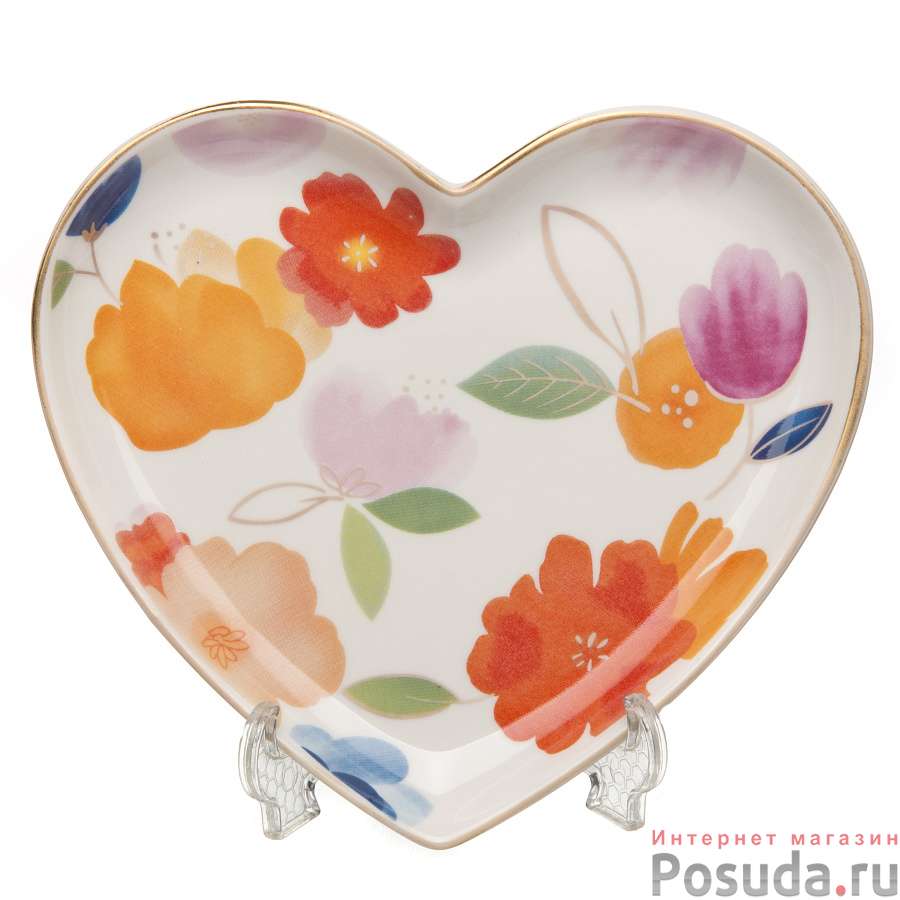 Тарелка сердце 18 см 